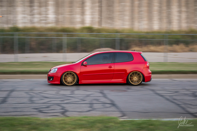 Illustration for article titled VW Golf GTi photoshoot